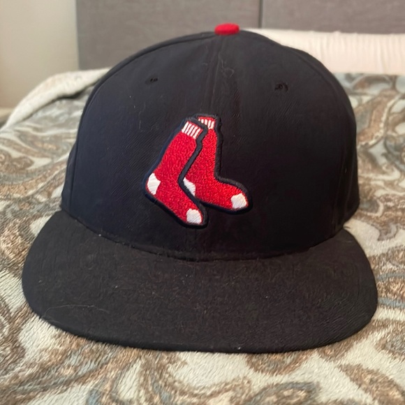 Fitted Boston hat - Picture 1 of 4